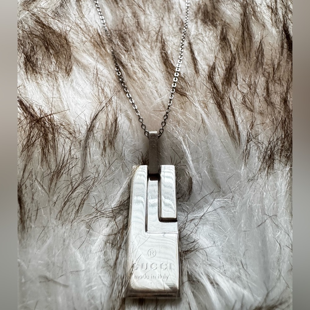Gucci Boxed Plate Necklace with Chain Silver 925